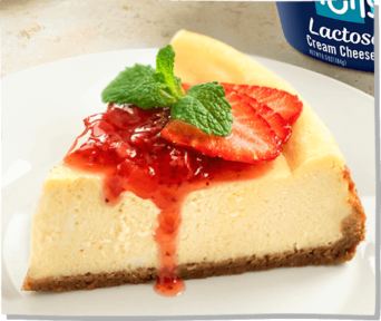 Classic Lactose Free Cheesecake with Strawberry Sauce